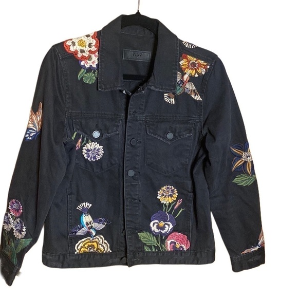 BlankNYC black Embroidered hummingbird floral beaded Jean denim jacket sz S - Picture 1 of 12